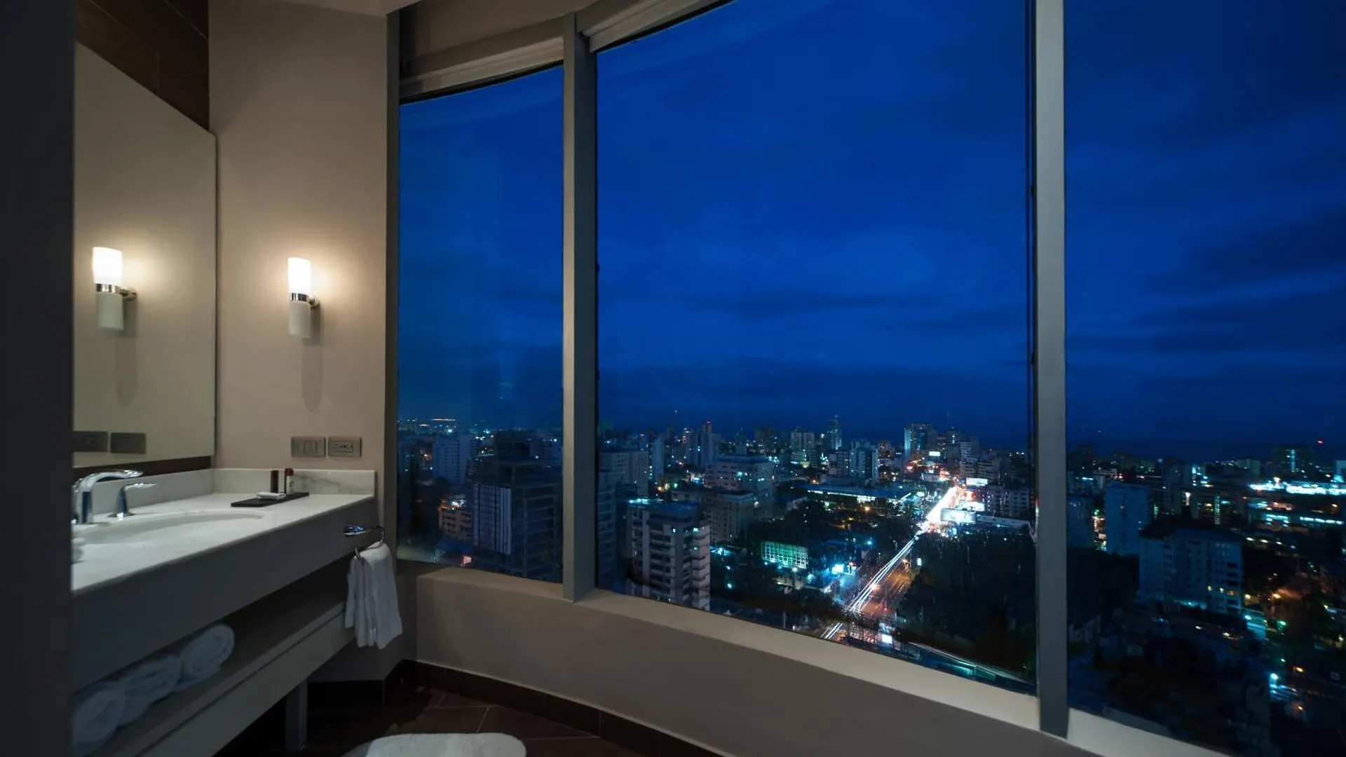 Embassy Suites By Hilton Santo Domingo