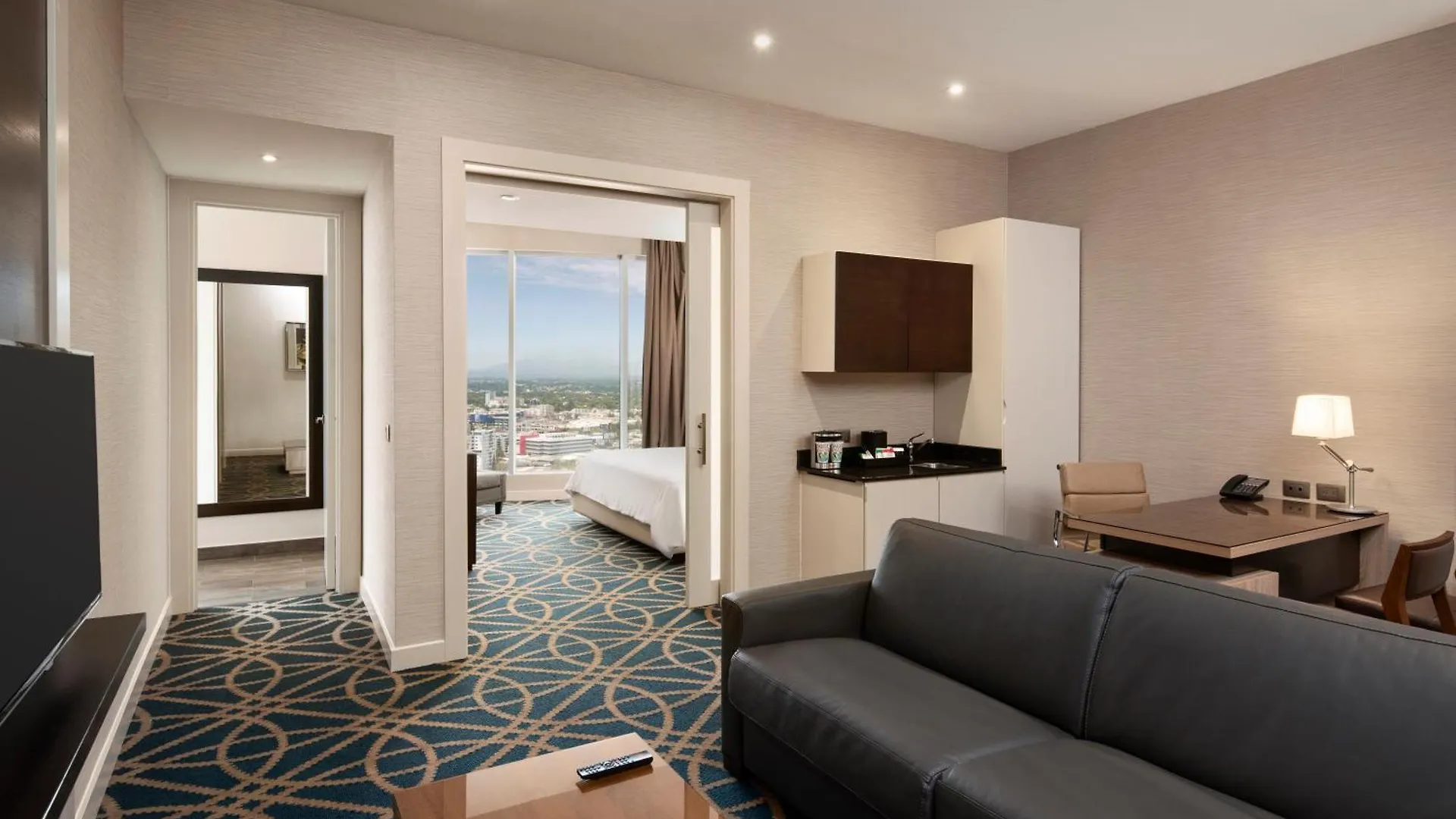 **** Hotel Embassy Suites By Hilton Santo Domingo Dominicaanse Republiek