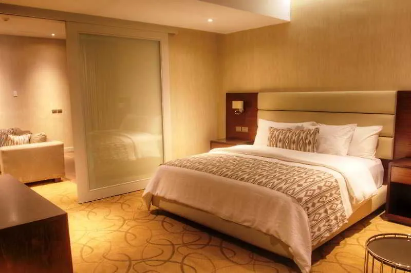 Hotel Embassy Suites By Hilton Santo Domingo